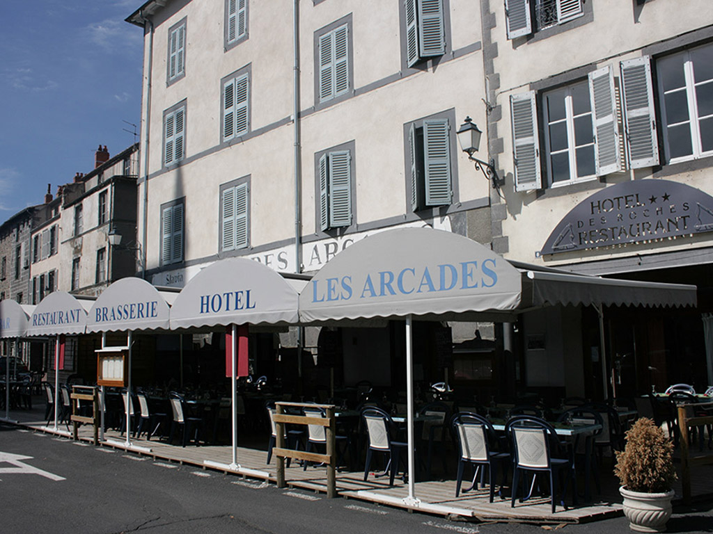 Bar des Arcades à Saint-Flour