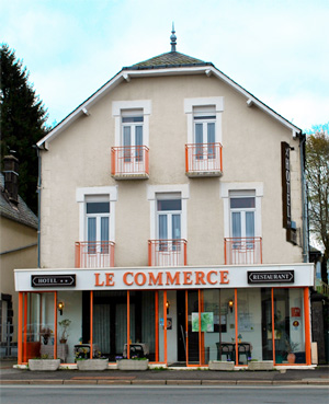 Bar-Restaurant Le Commerce à St-Julien-Puy-Lavèze