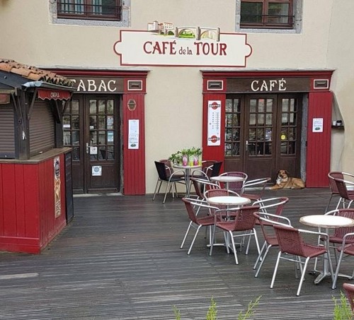 Café De La Tour à Lavoûte-Chilhac