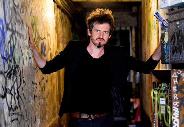 Frédéric Bobin à l' Arthé Café à Manzat Oukonva