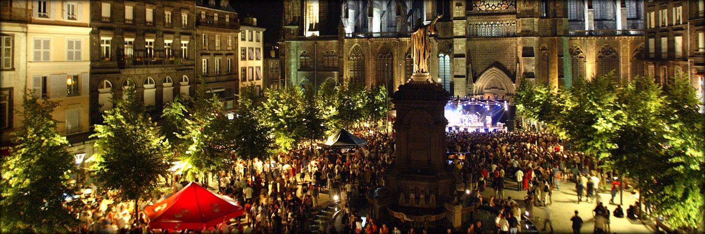 Place de la Victoire à Clermont-Fd