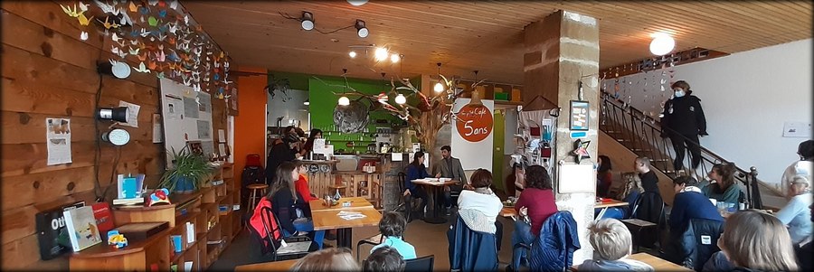 Le P'tit Café au Puy-en-Velay - 43
