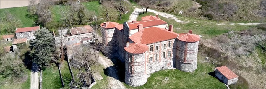 Château de La Chaux Montgros à Sallèdes - 63