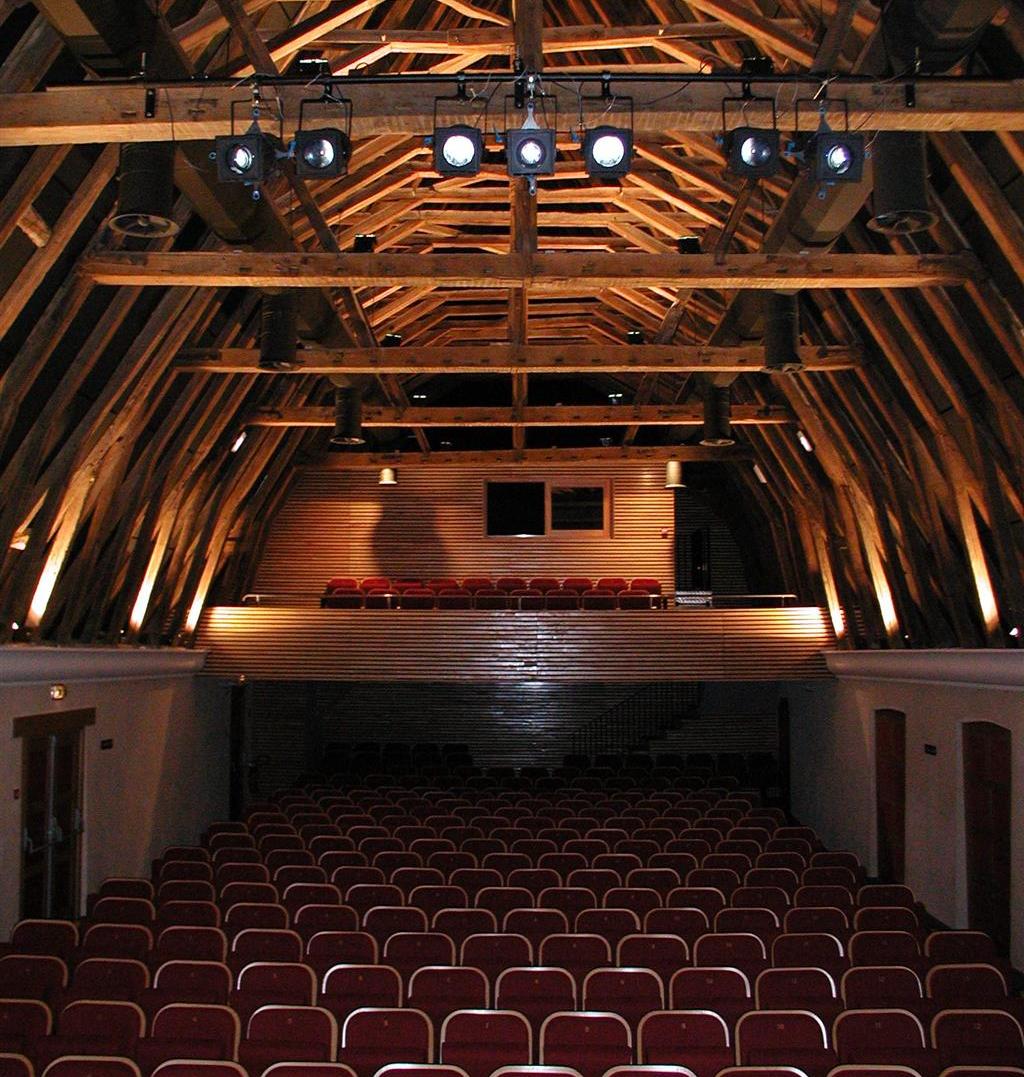 Théâtre des Bénédictins à St-Pourçain-sur-Sioule